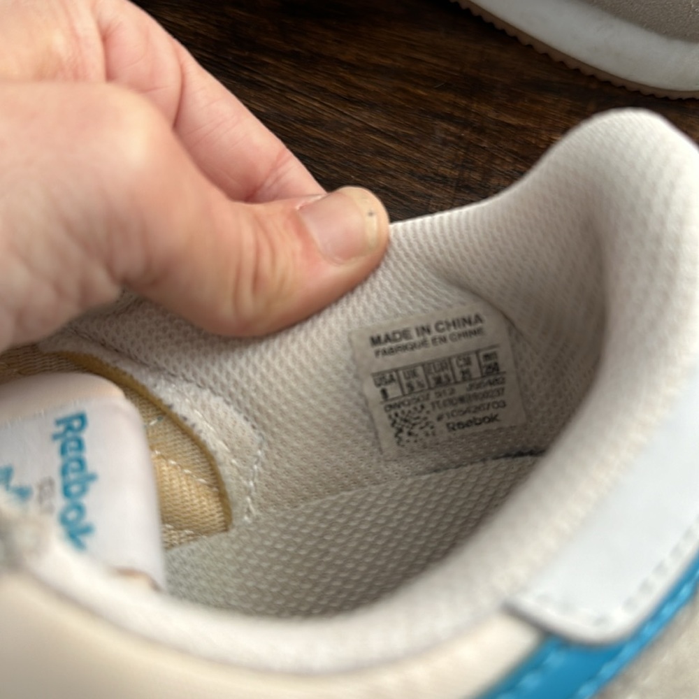 Vintage Reebok - Picture 4 of 5